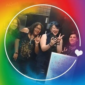 Meet your Posher, Kay